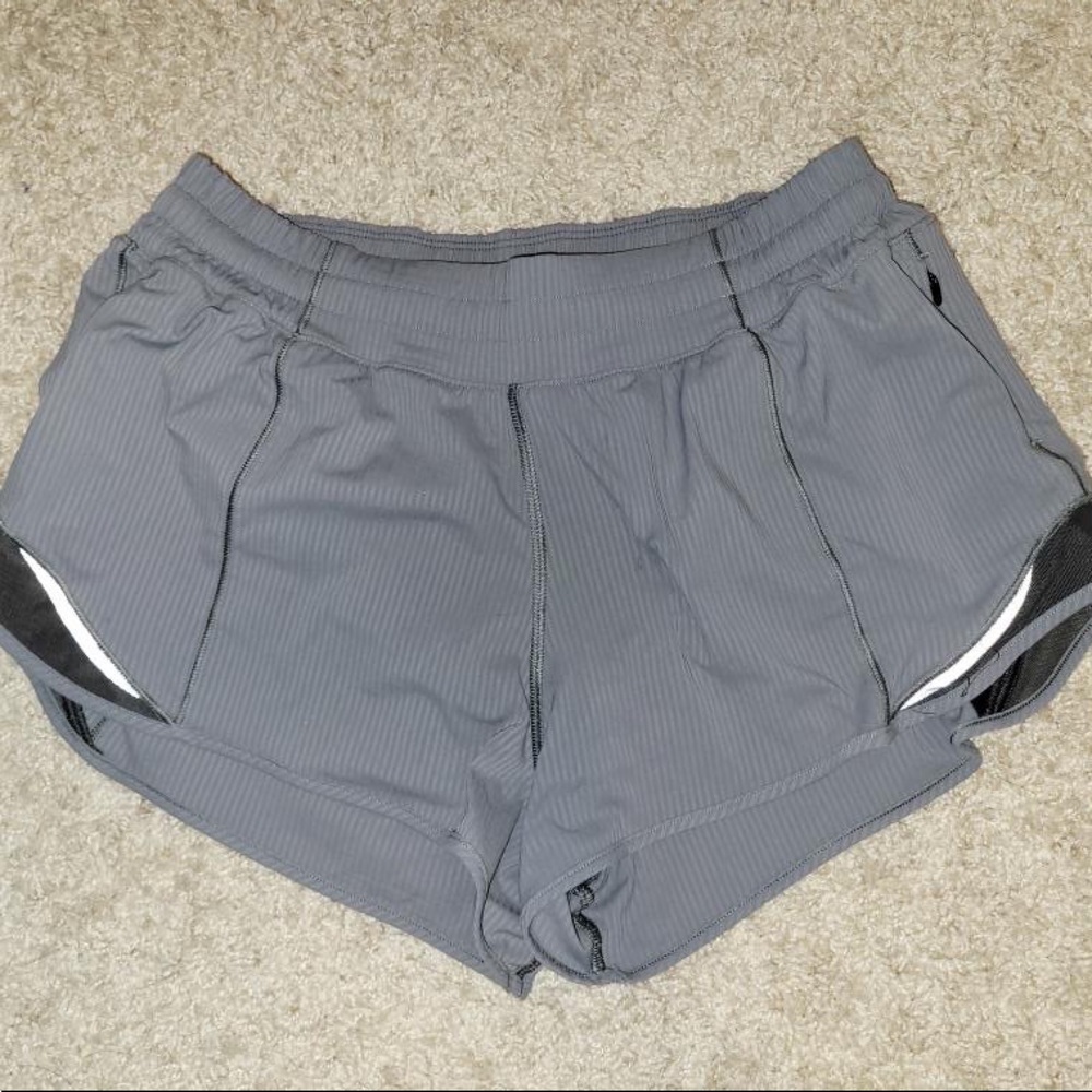 Lululemon Hotty Hot Short